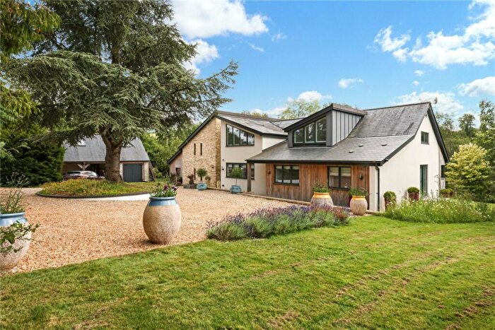 6 Bedroom Detached House For Sale In Colesbourne, Cheltenham, GL53