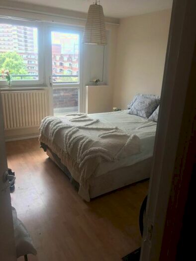 2 Bedroom Flat To Rent In Couzens House, Weatherley Close, London, London, E3