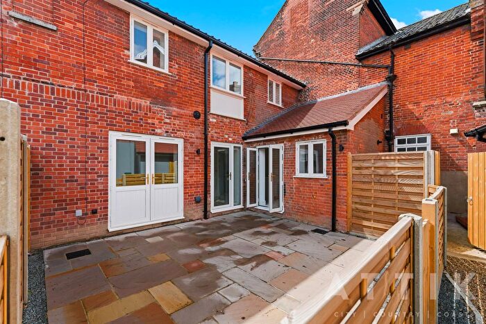 2 Bedroom Barn Conversion For Sale In Shelfanger Road, Diss, IP22