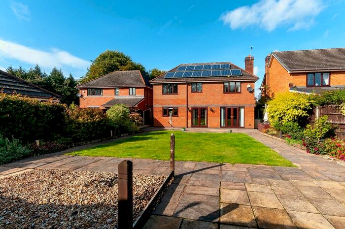 4 Bedroom Detached House For Sale In Riversdale, Woolston, WA1