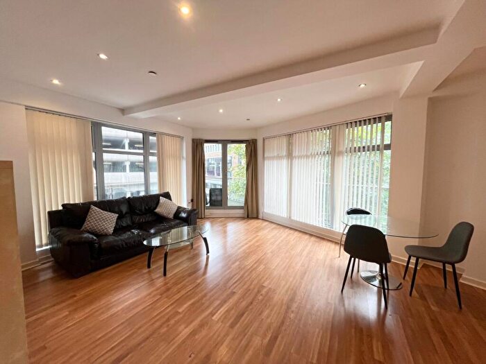 2 Bedroom Flat To Rent In Hanley Street, Nottingham, Nottinghamshire, NG1