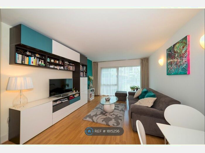 1 Bedroom Flat To Rent In Empire Square, London, SE1