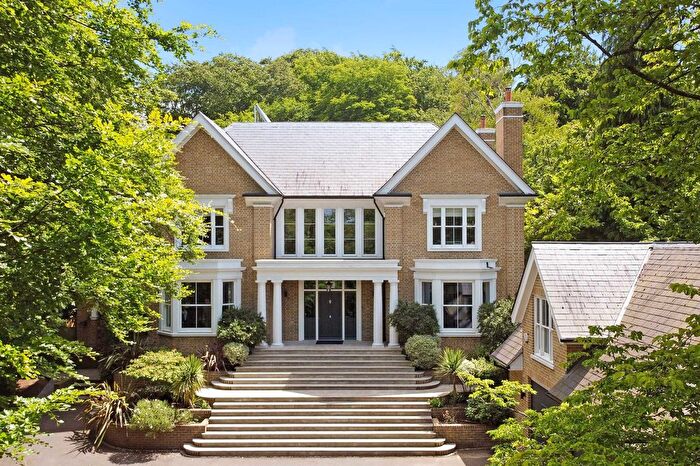 6 Bedroom Detached House For Sale In Burgess Wood Road South, Beaconsfield, HP9