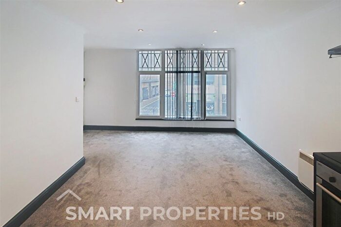 1 Bedroom Flat To Rent In Westgate, Huddersfield, HD1