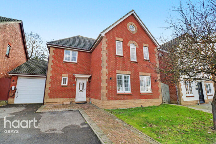 4 Bedroom Detached House For Sale In Victory Close, Grays, RM16