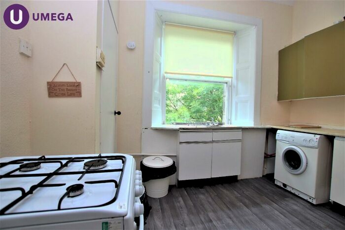 2 Bedroom Apartment To Rent In Brougham Place, Tollcross, Edinburgh, EH3