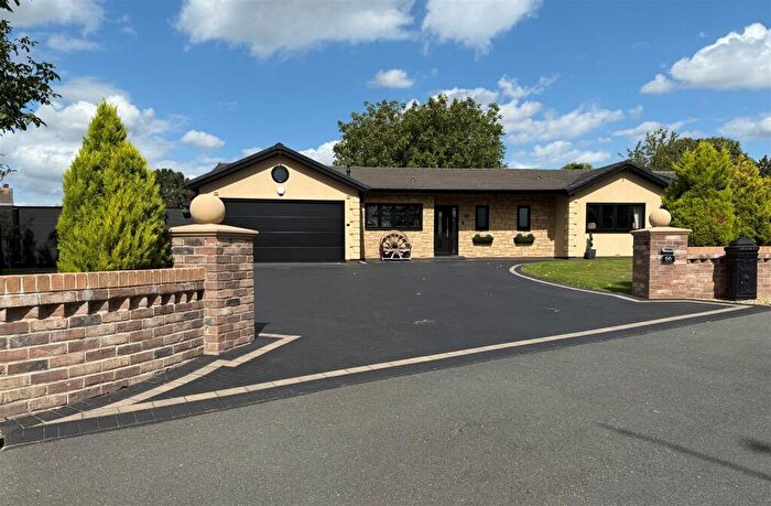 2 Bedroom Detached Bungalow For Sale In The Hollows, Bessacarr, Doncaster, DN4