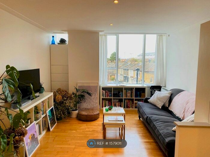 2 Bedroom Flat To Rent In Drayton Park, London, N5