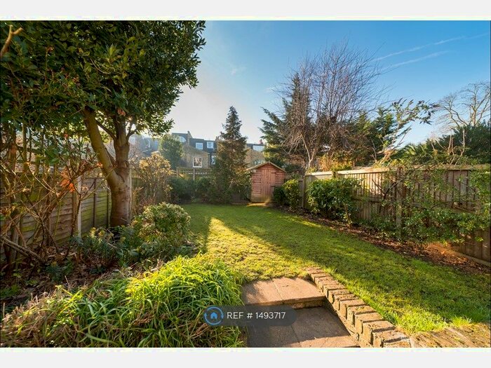 4 Bedroom Flat To Rent In Fulham, London, SW6