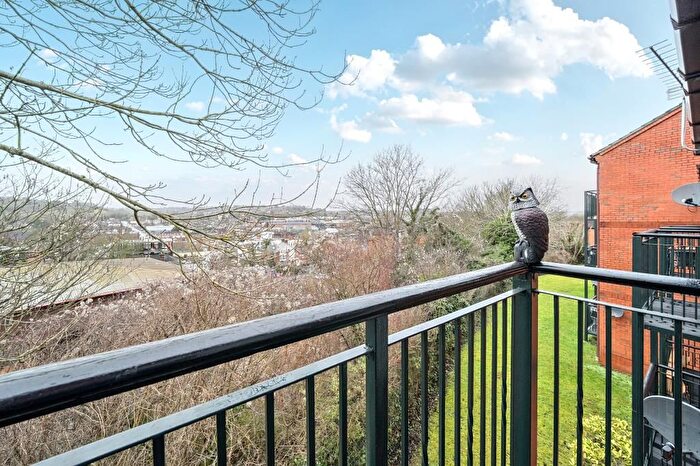 Studio For Sale In High Wycombe, Buckinghamshire, HP13