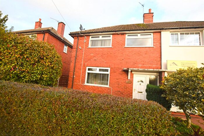 3 Bedroom House For Sale In Stanycliffe Lane, Middleton, Manchester, M24