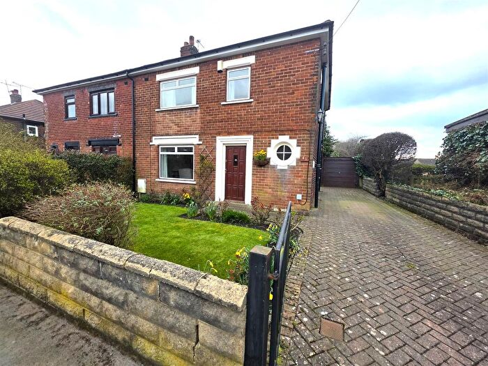 3 Bedroom Semi-detached House For Sale In Richmond Road, Farsley, Pudsey, LS28