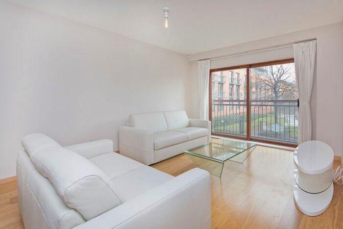 2 Bedroom Flat To Rent In Graham Street, Islington, N1