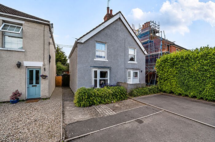 3 Bedroom Semi-Detached House For Sale In Swindon Road, Wroughton, Swindon, SN4