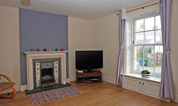 3 Bedroom Terraced House To Rent In Garth Road, Bangor, Gwynedd, LL57