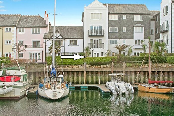3 Bedroom Flat For Sale In Port Pendennis, Falmouth, Cornwall, TR11
