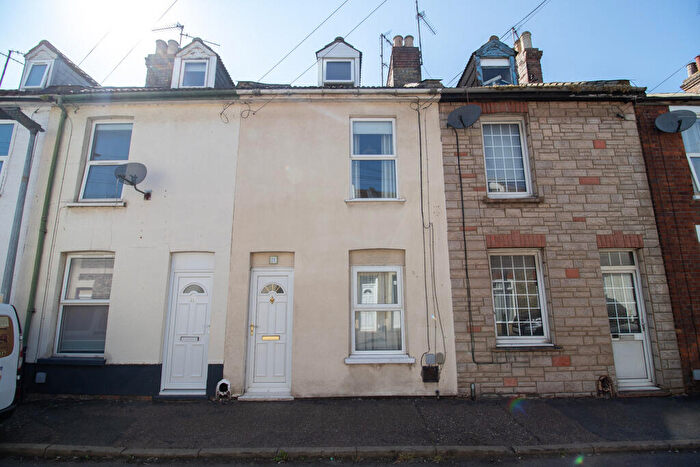 3 Bedroom Terraced House For Sale In Birchwood Street, King's Lynn, Norfolk, PE30