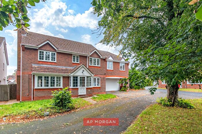 5 Bedroom Detached House For Sale In Appletrees Crescent, Woodland Grange, Bromsgrove, Worcestershire, B61