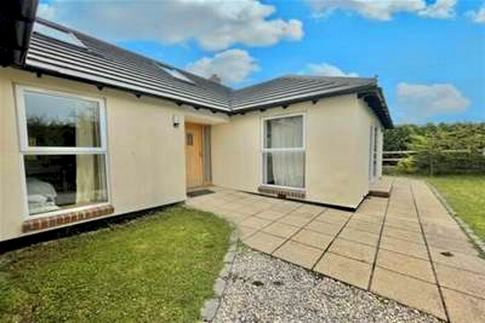 5 Bedroom Detached Bungalow To Rent In Sea View Road, Hayling Island, PO11