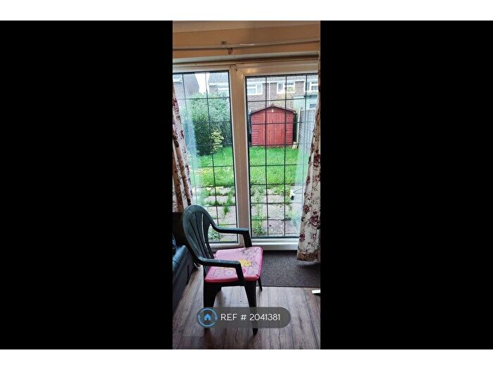 2 Bedroom End Of Terrace House To Rent In Keats Road, West Malling, ME20