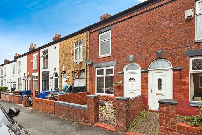 2 Bedroom Property To Rent In Torkington Street, Stockport, SK3