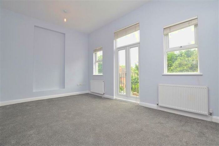 2 Bedroom Apartment To Rent In Buckhurst Hill House, Queens Road, Buckhurst Hill, Buckhurst Hill, IG9
