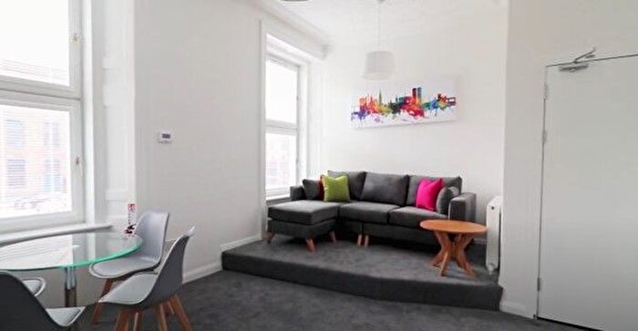 3 Bedroom Flat To Rent In Milnbank Road, West End, Dundee, DD1