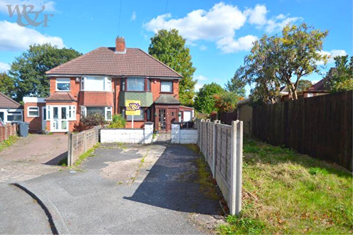 3 Bedroom Semi Detached House For Sale In Whitminster Avenue, Birmingham, B24