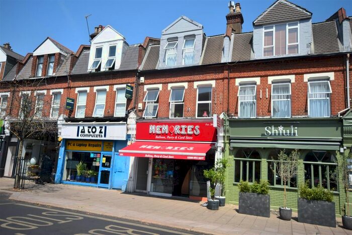 1 Bedroom Flat To Rent In Heath Road, Twickenham, TW1
