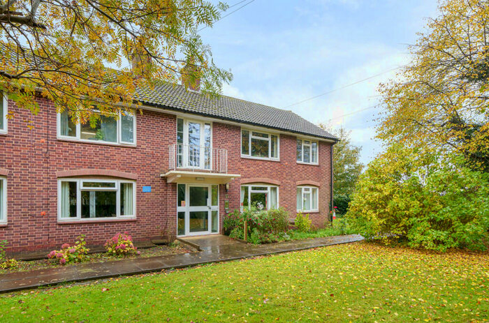 2 Bedroom Apartment For Sale In Gaydon Road, Bishops Itchington, Southam, CV47