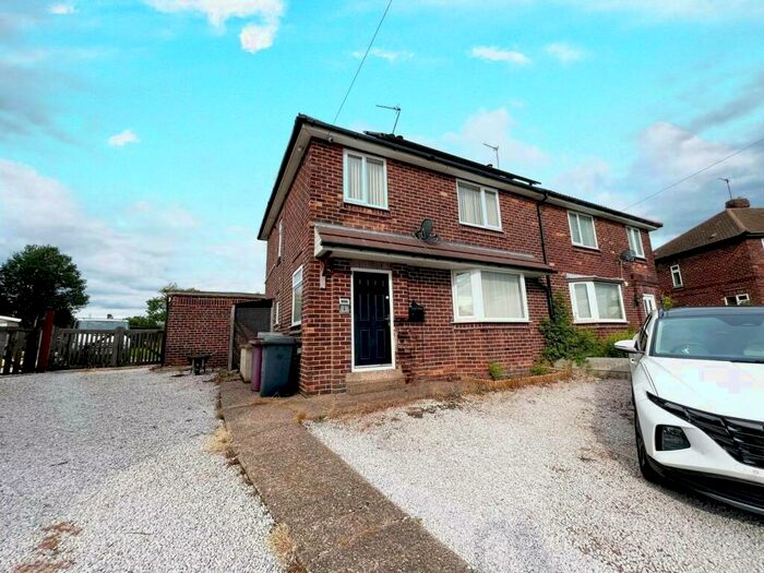 3 Bedroom Semi-Detached House To Rent In Clune Street, Clowne, Chesterfield, S43
