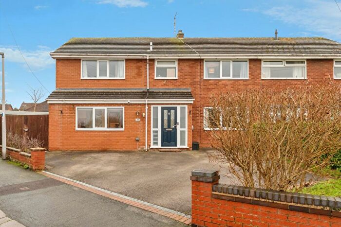 5 Bedroom Semi Detached House For Sale In Brunswood Green, Hawarden, Deeside, Flintshire, CH5