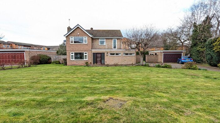 4 Bedroom Detached House To Rent In Grange Park, West Bridgford, Nottingham, NG2