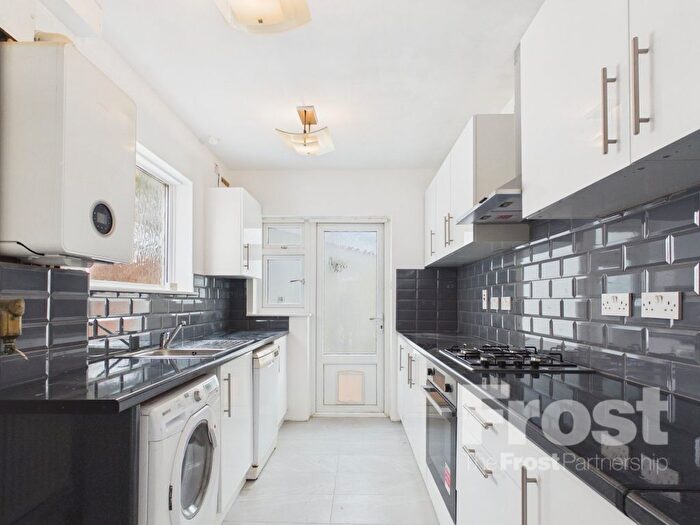 4 Bedroom Semi Detached House To Rent In Park Road, Hounslow, TW3