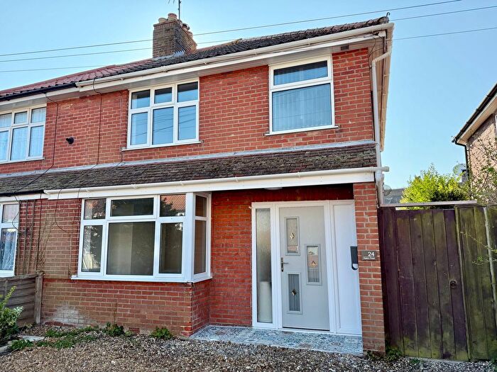 3 Bedroom Semi-Detached House To Rent In Station Road, Cromer, NR27