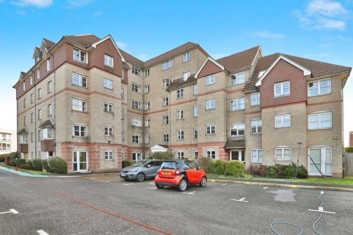 1 Bedroom Retirement Property For Sale In Seafield Road, Bournemouth, BH6