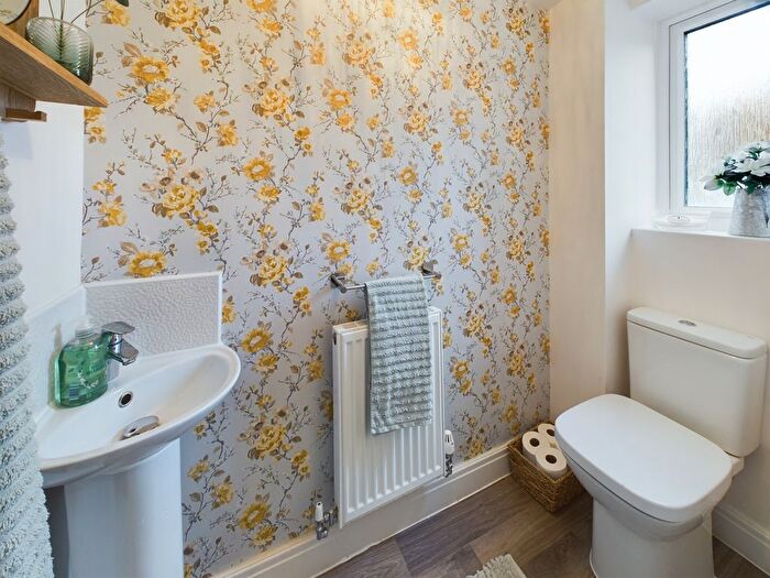 4 Bedroom Detached House For Sale In Pasture Close, Blackpool, Lancashire, FY4