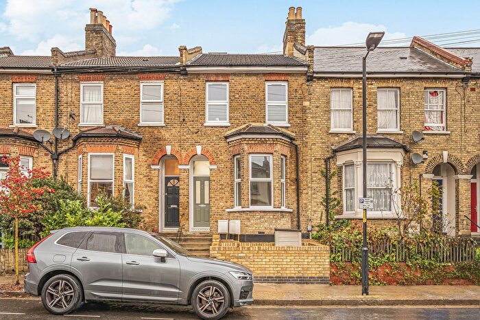 2 Bedroom Flat For Sale In Soames Street, SE15