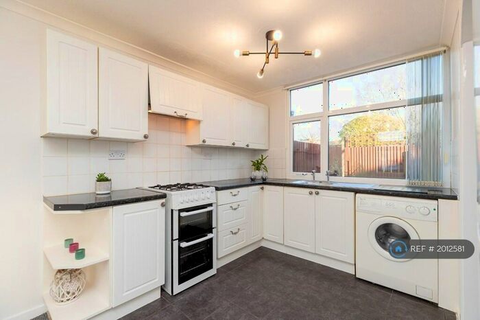 3 Bedroom Terraced House To Rent In Willowherb Close, Binley, Coventry, CV3