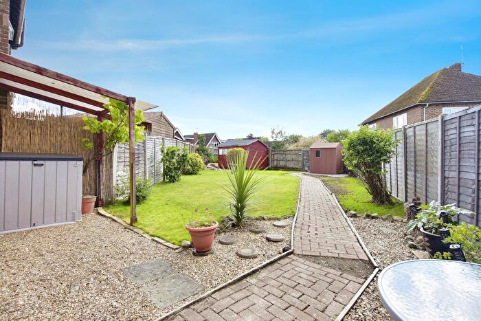 3 Bedroom Terraced House For Sale In Eyhorne Street, Hollingbourne, Maidstone, Kent, ME17