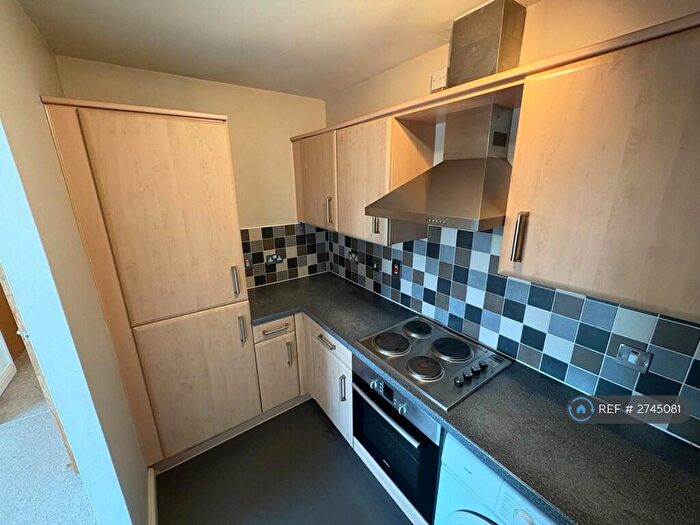 2 Bedroom Flat To Rent In Fletton, Peterborough, PE2