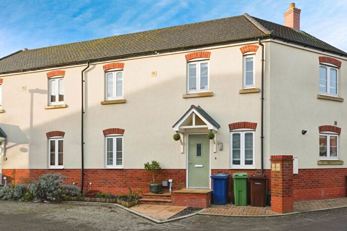 3 Bedroom House To Rent In Linden Close, Brockworth, GL3