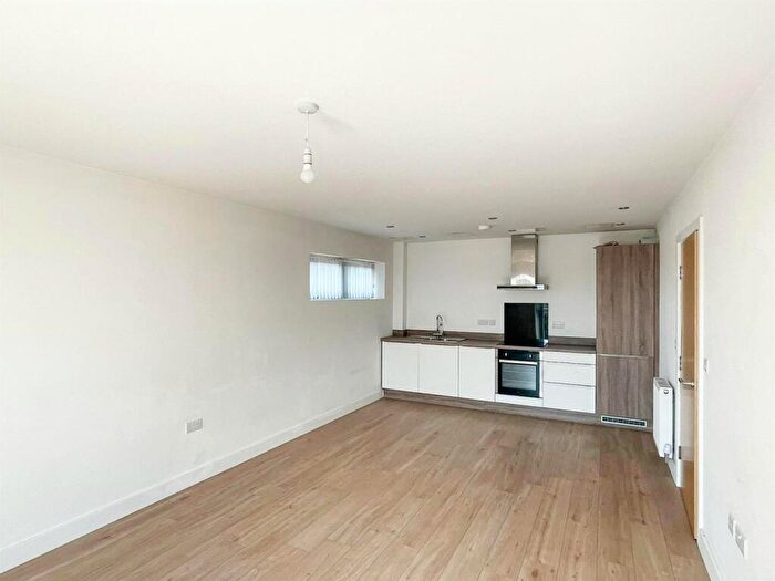 1 Bedroom Apartment To Rent In White Rose Apartments, White Rose Way, Doncaster, DN4