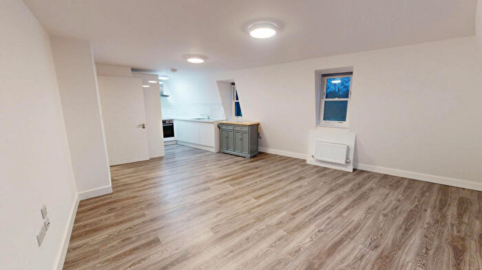 1 Bedroom Flat To Rent In Church Street, Flat, Enfield, EN2