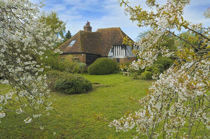 2 Bedroom Cottage For Sale In Fairbrook Cottage, Staple Street, Hernhill, ME13