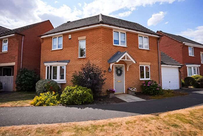 3 Bedroom Detached House For Sale In Sculthorpe Close, Oakham, LE15