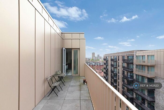 2 Bedroom Flat To Rent In Sidney Street, London, E1