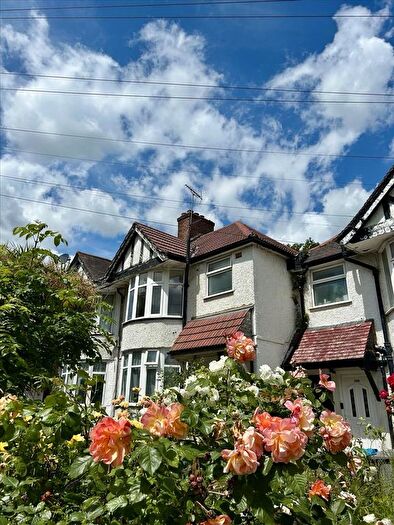 1 Bedroom Flat To Rent In Braemar Avenue, London, NW10