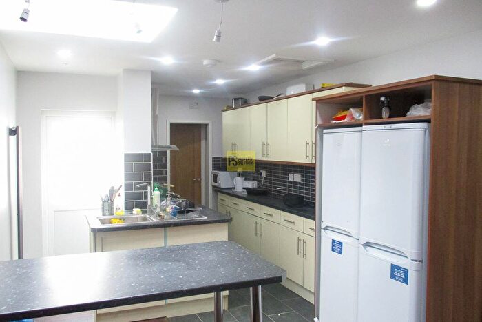 5 Bedroom Terraced House To Rent In School Terrace, Hubert Road, Selly Oak, Birmingham, B29