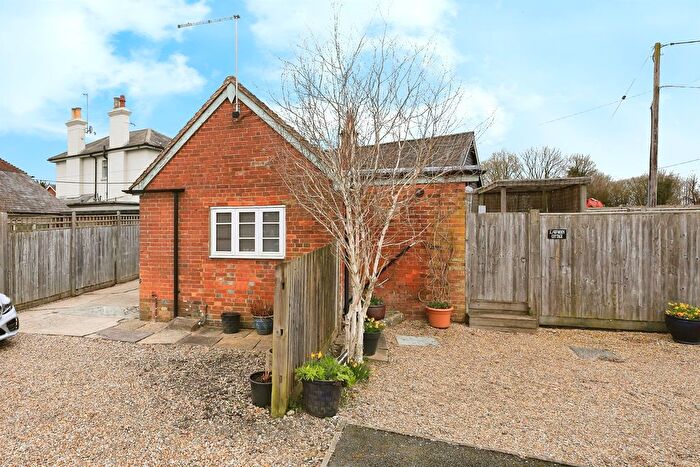 1 Bedroom Bungalow For Sale In Golden Cross, Hailsham, BN27